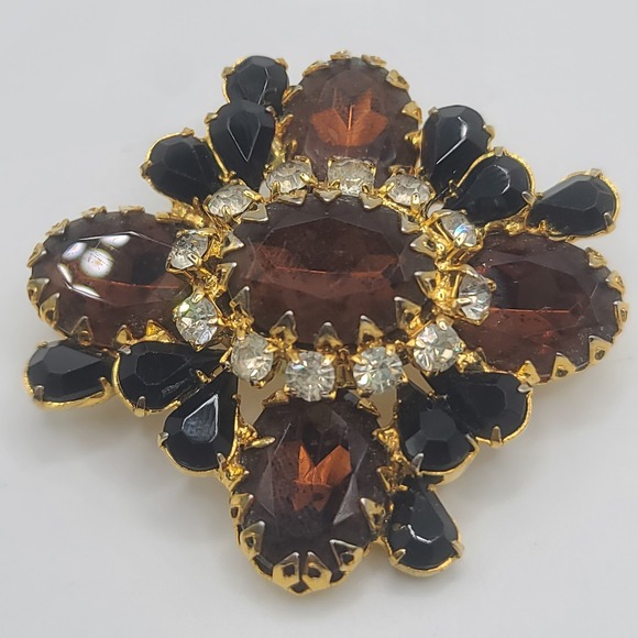 Vintage Rhinestone Brooch Brown Cupcake Setting Gold Tone Heavy - Picture 5 of 10